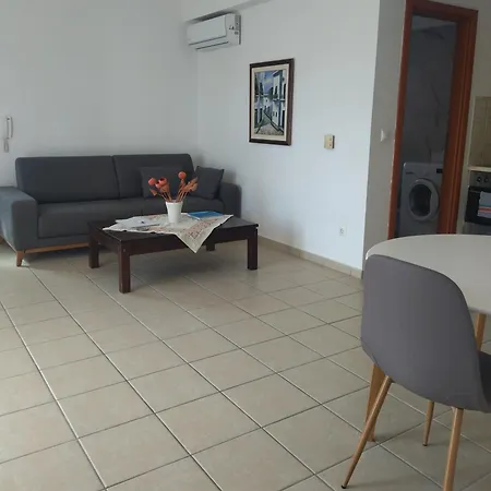 Lagoon View - Adults Only *