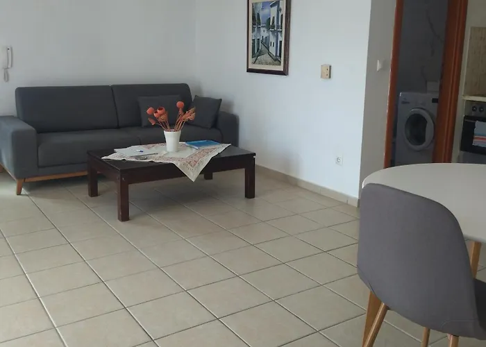 Lagoon View - Adults Only *