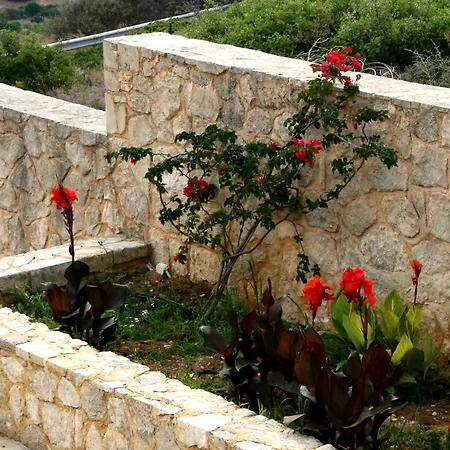 Lagoon View - Adults Only Apartament