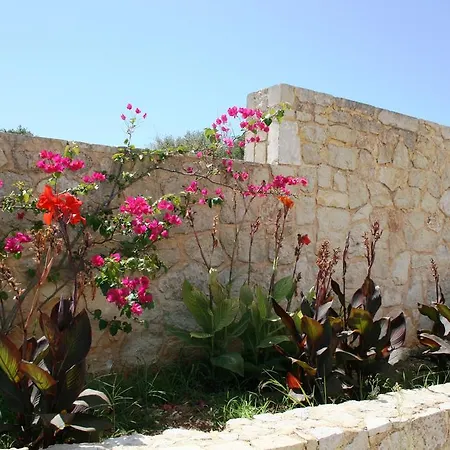 Lagoon View - Adults Only *