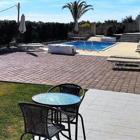 Lagoon View - Adults Only Apartman