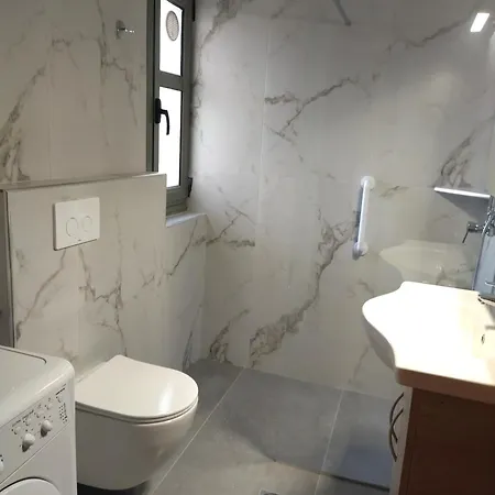 Lagoon View - Adults Only Apartament *