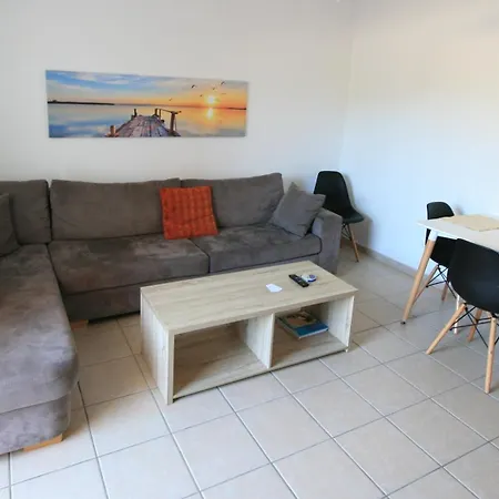 Lagoon View - Adults Only *