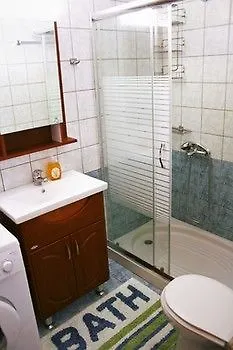 Lagoon View - Adults Only *