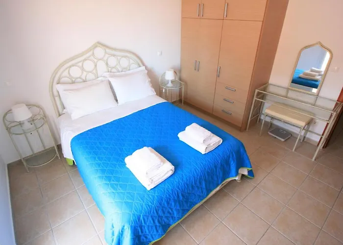 Lagoon View - Adults Only