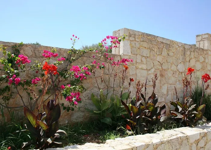 Lagoon View - Adults Only *